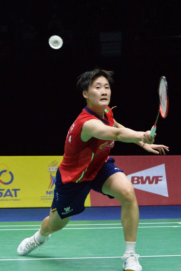 让人目瞪口 让人目瞪口