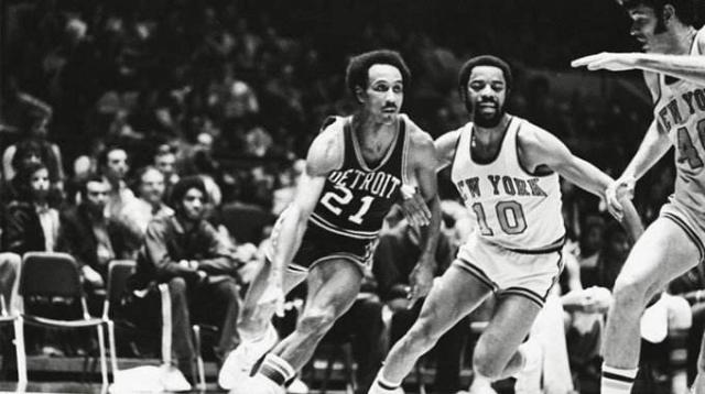 他以高度的 他以高度的