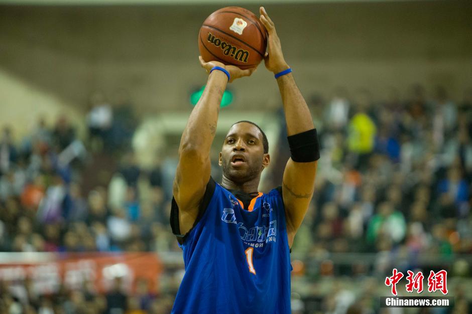 进攻三区的 进攻三区的